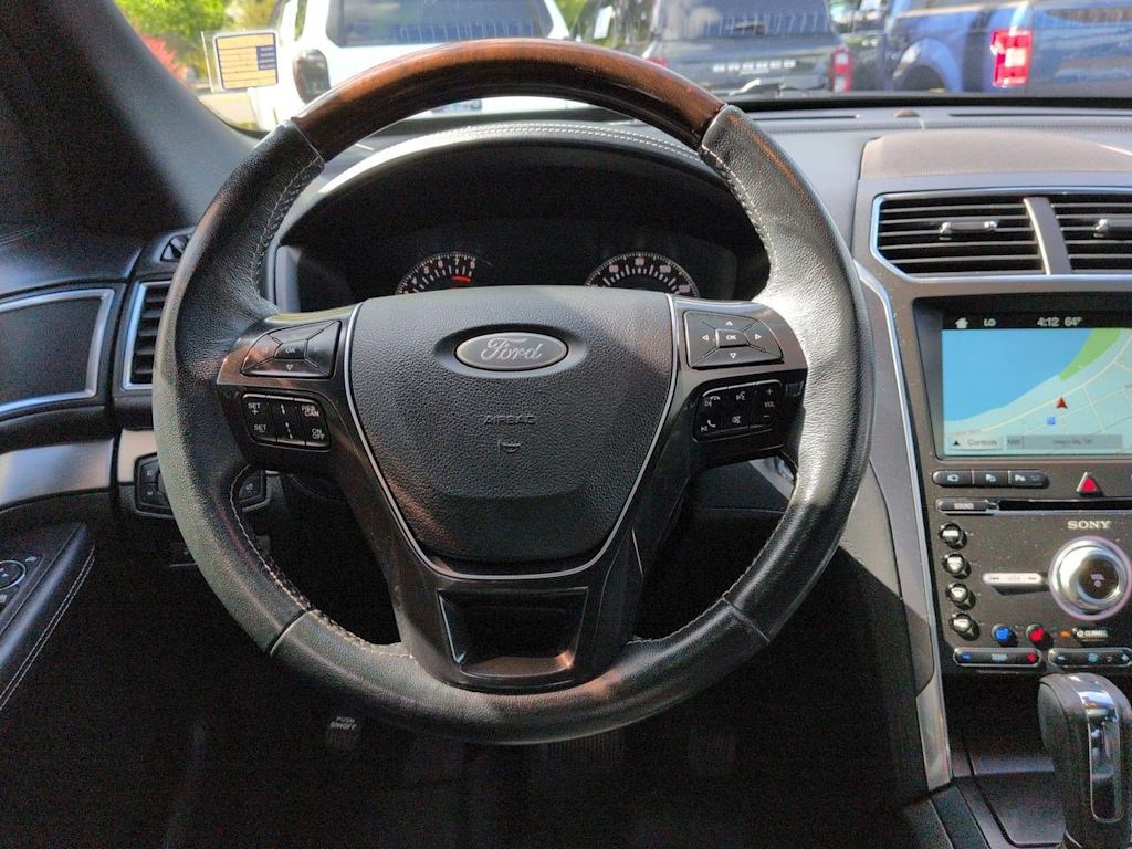 Thumbnail: 2017 Ford Explorer - 14