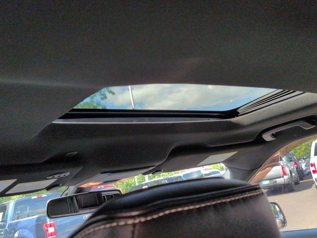 Thumbnail: 2017 Ford Explorer - 28