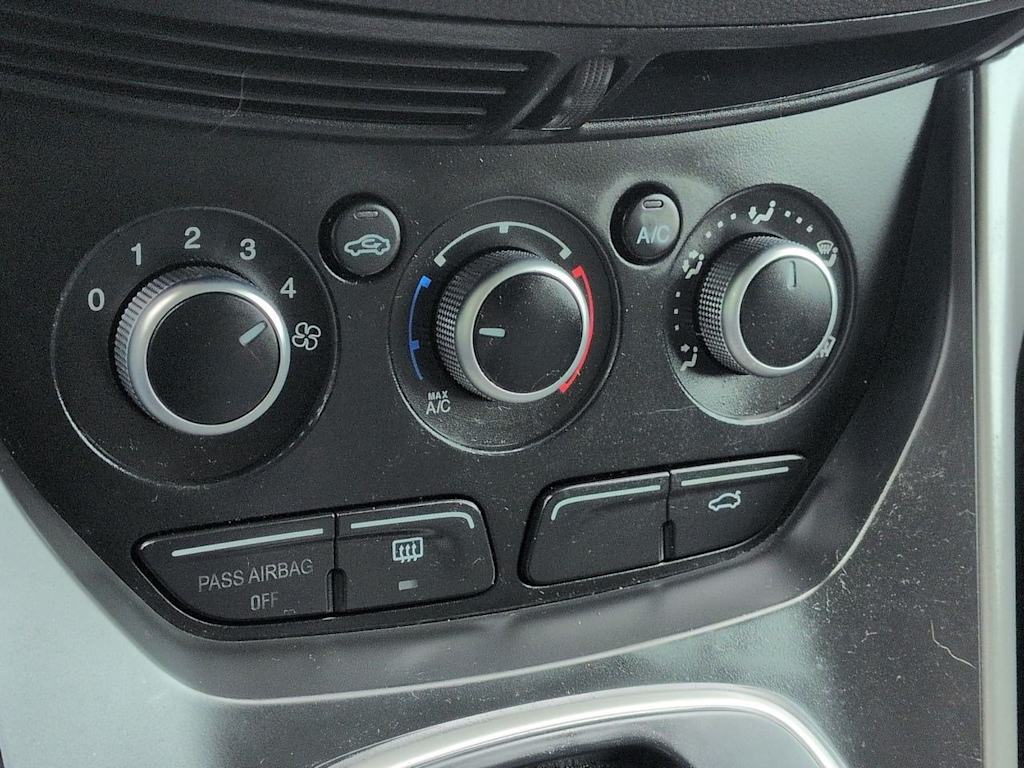 Thumbnail: 2013 Ford Escape - 33