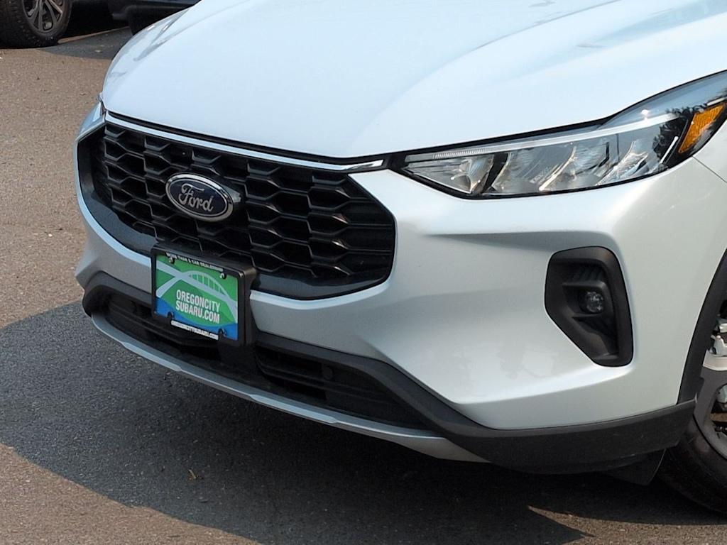 Thumbnail: 2025 Ford Escape - 24