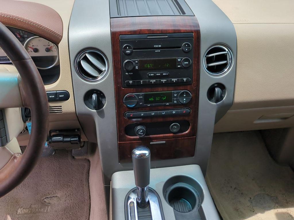 Thumbnail: 2006 Ford F-150 - 15