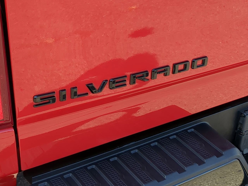 Thumbnail: 2021 Chevrolet Silverado 3500 - 6