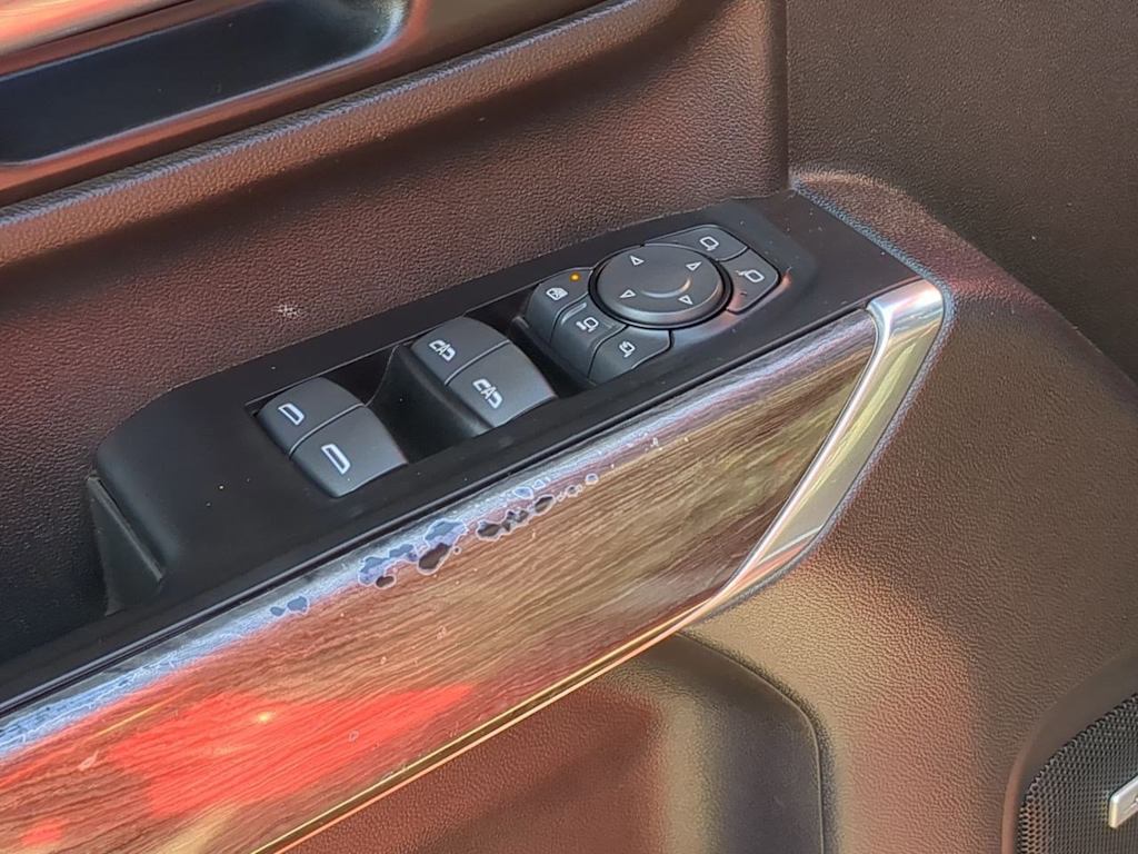Thumbnail: 2021 Chevrolet Silverado 3500 - 32
