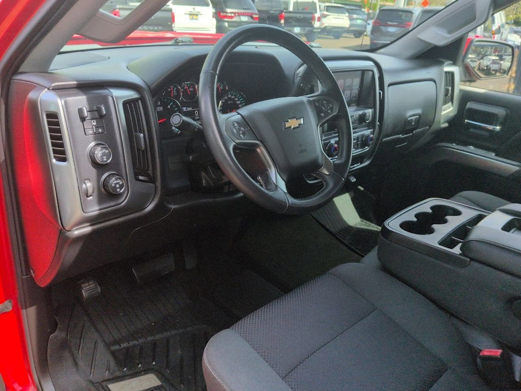 Thumbnail: 2017 Chevrolet Silverado 1500 - 2