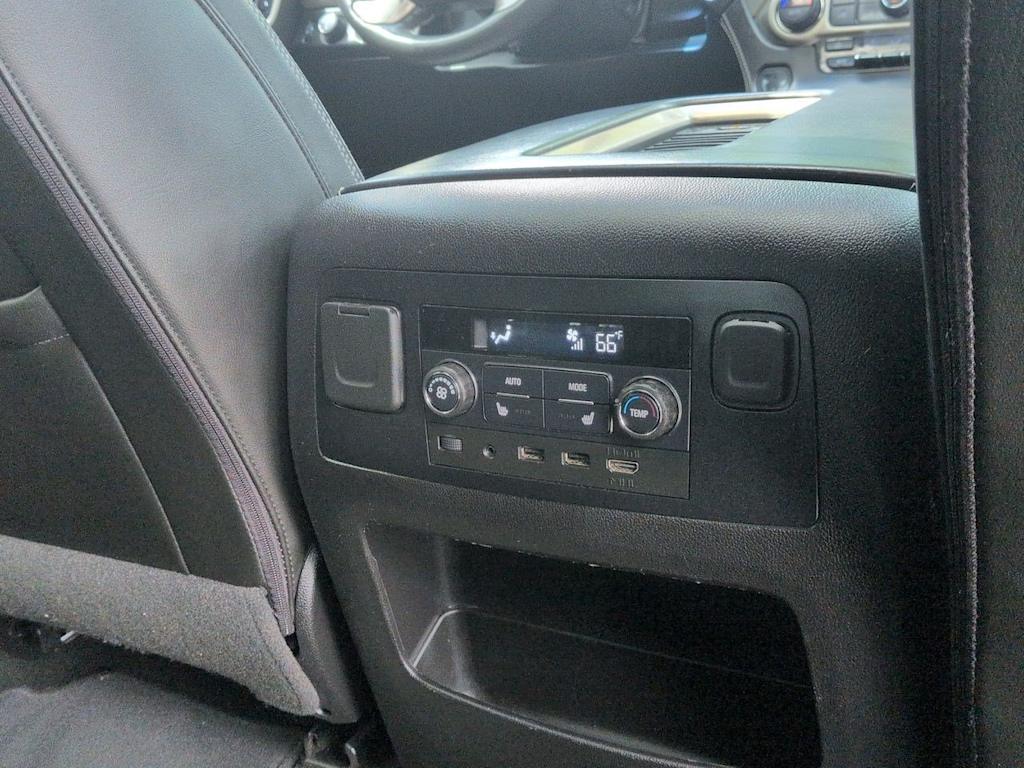 Thumbnail: 2018 GMC Yukon - 30