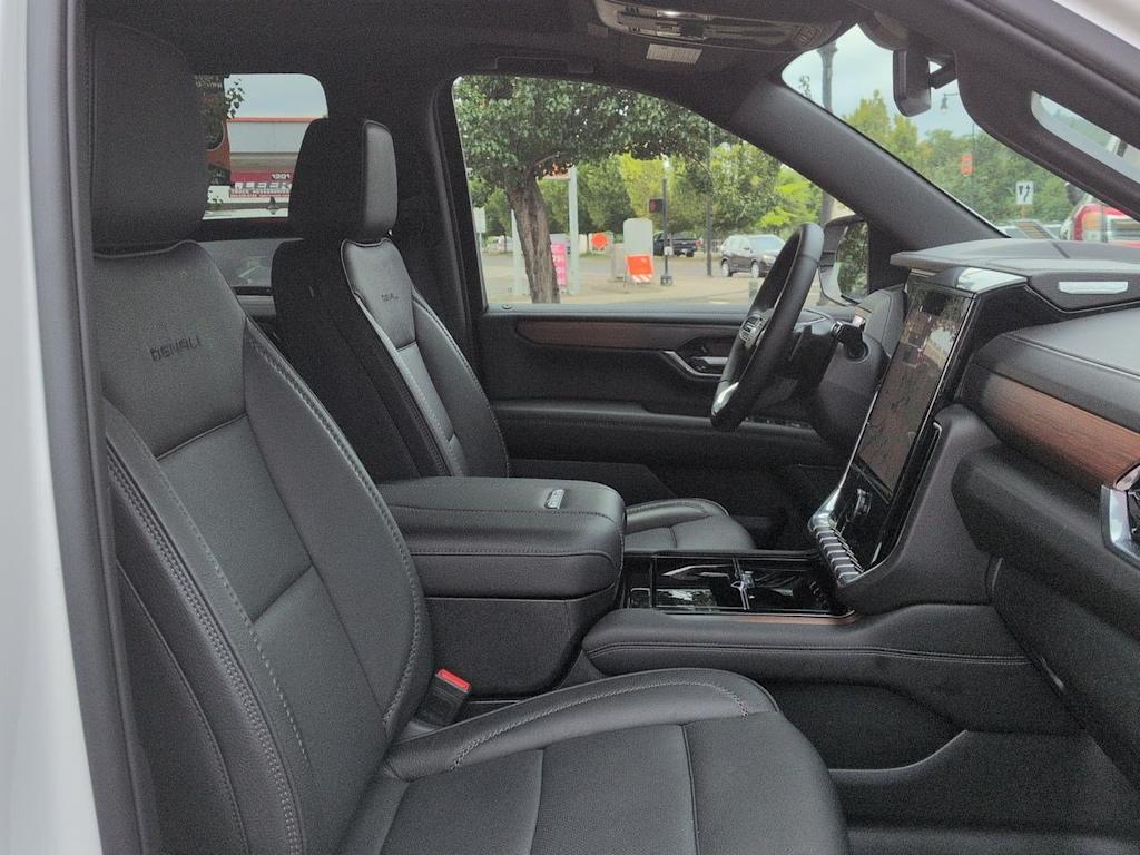 Thumbnail: 2025 GMC Yukon - 12
