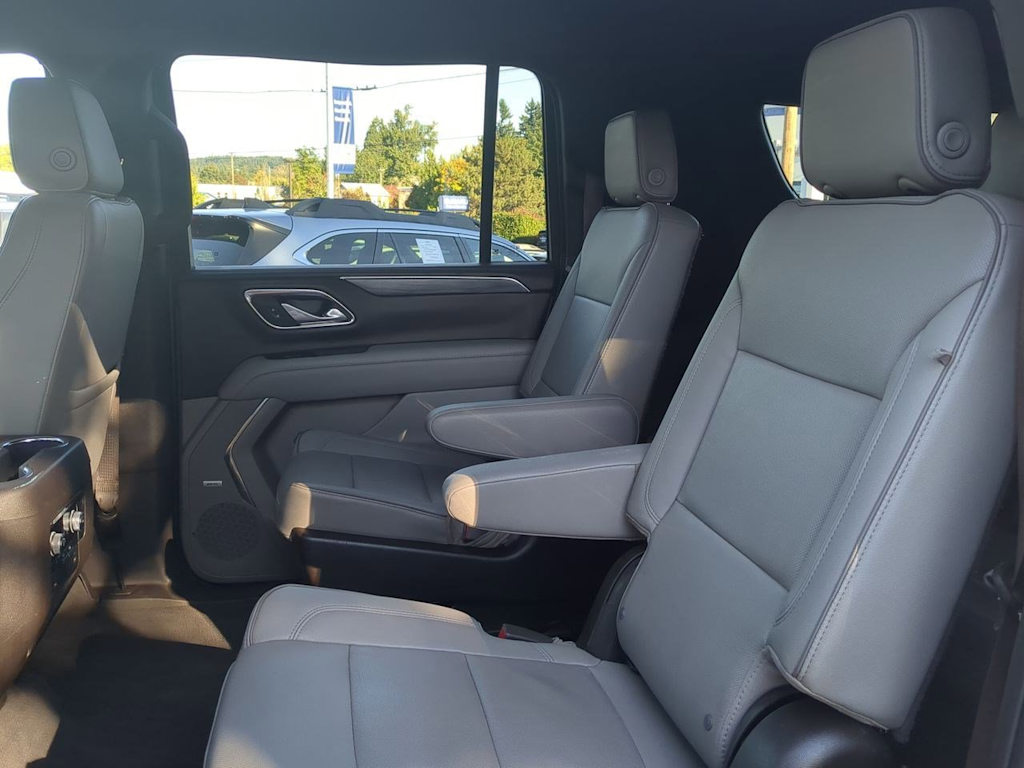 Thumbnail: 2023 GMC Yukon XL - 29