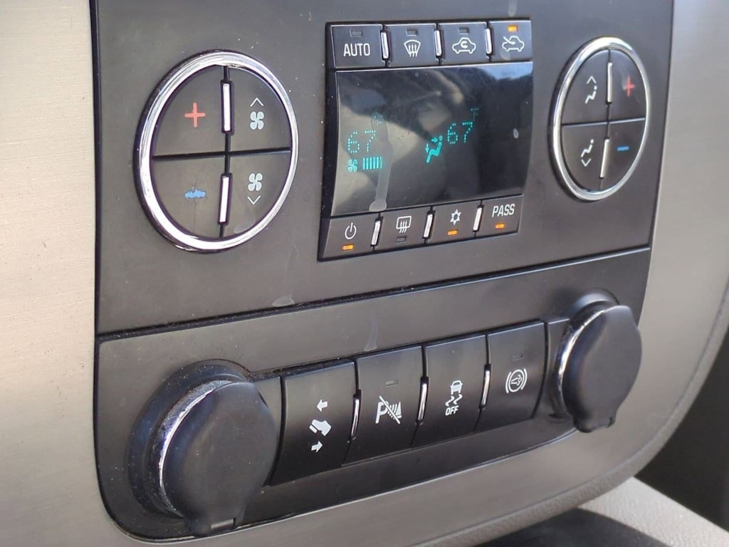 2014 GMC Sierra 3500 SLT 37