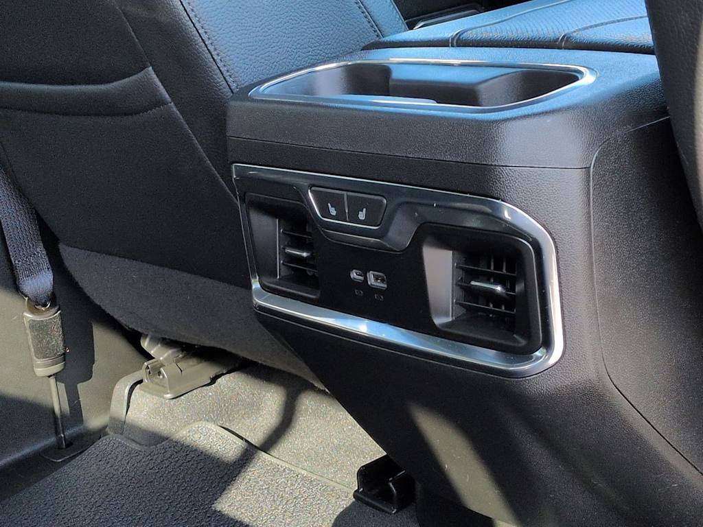 Thumbnail: 2023 GMC Sierra 1500 - 33