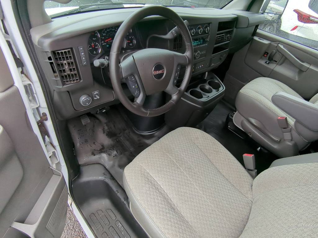 Thumbnail: 2020 GMC Savana - 2