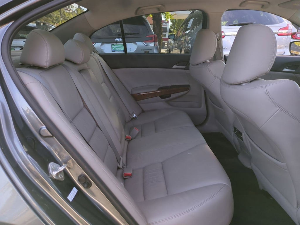 2012 Honda Accord EX-L 28
