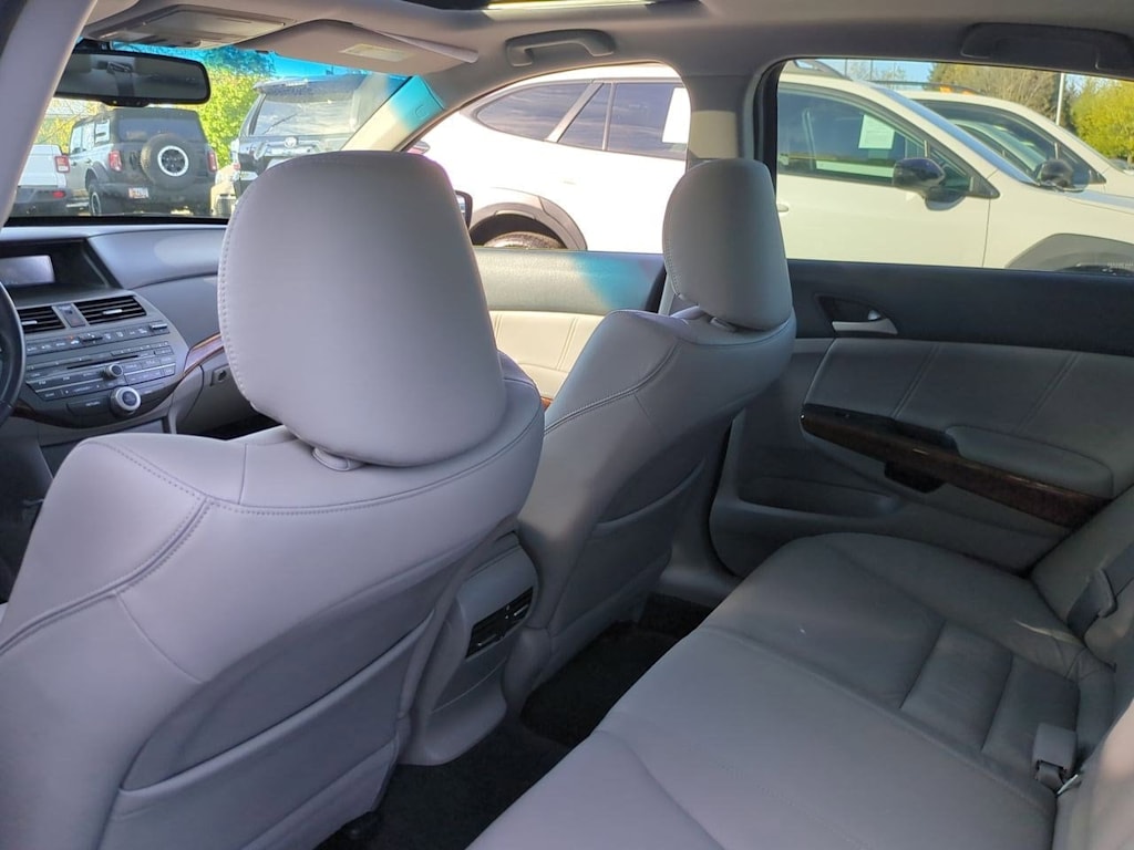 2012 Honda Accord EX-L 12