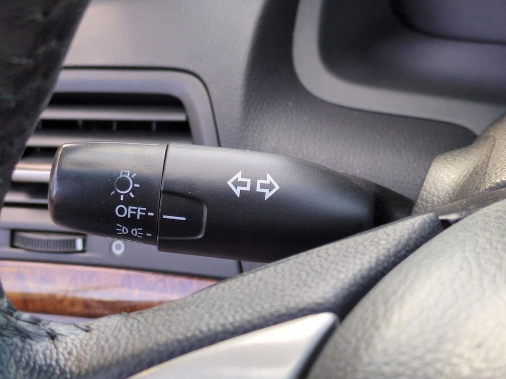 2012 Honda Accord EX-L 33