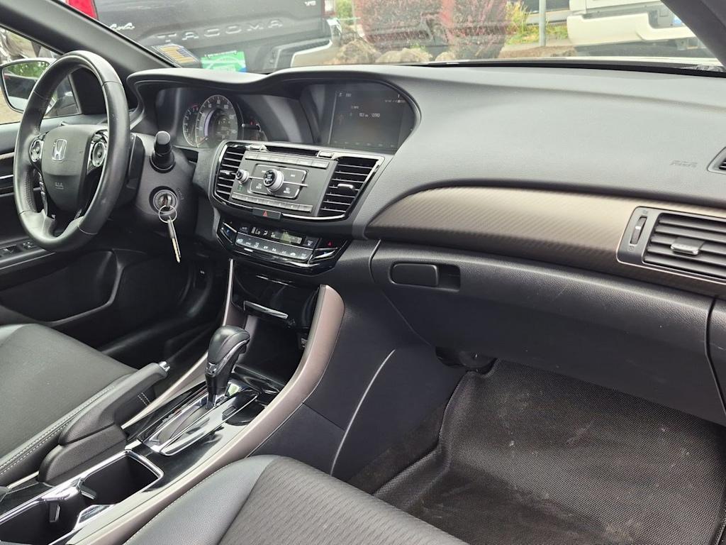 Thumbnail: 2017 Honda Accord - 13