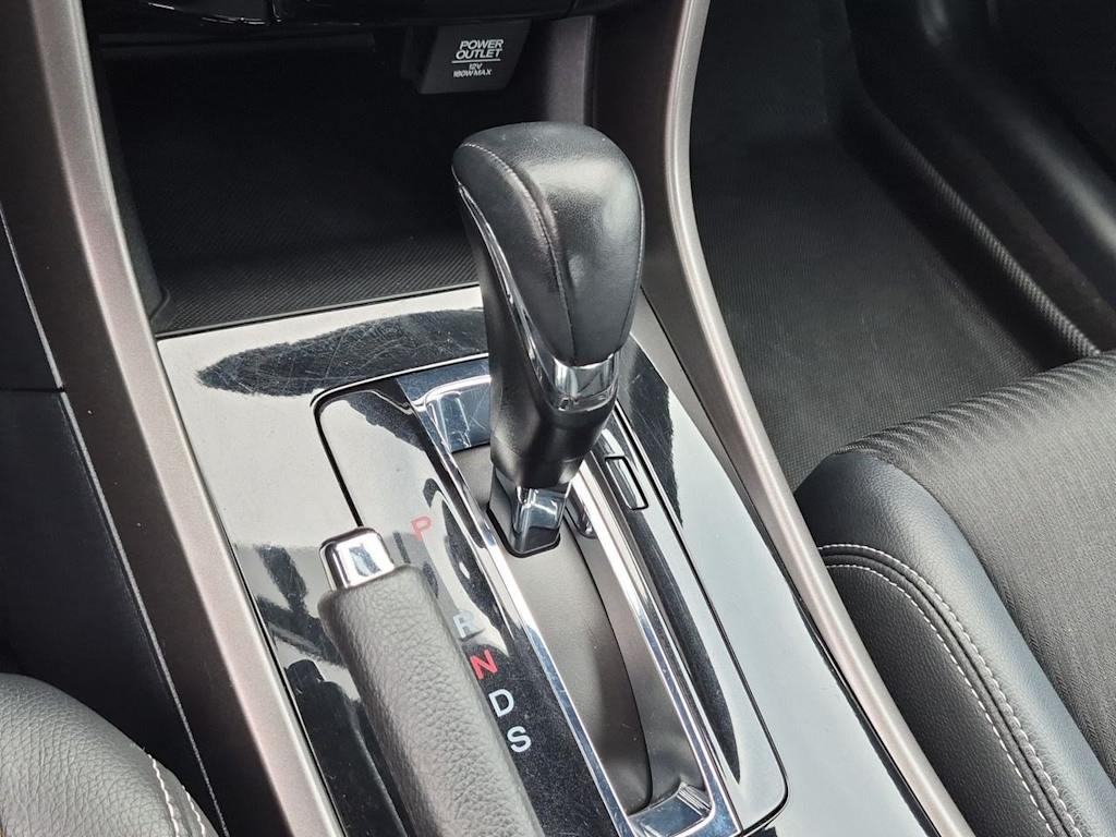 Thumbnail: 2017 Honda Accord - 36