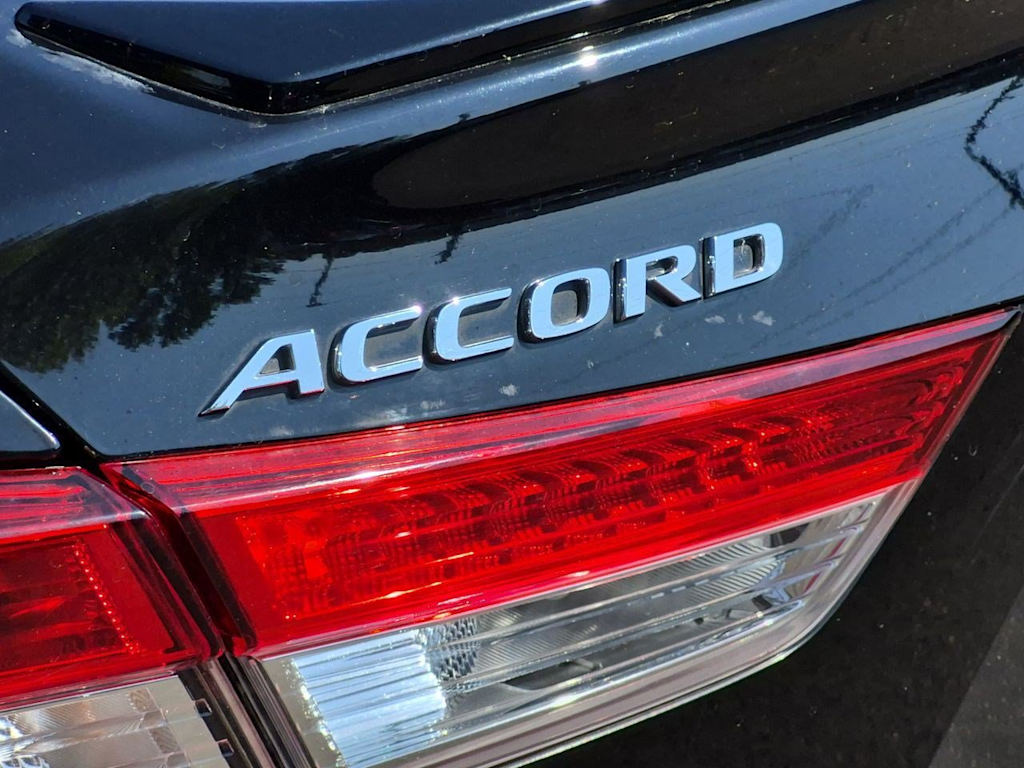 Thumbnail: 2018 Honda Accord - 23