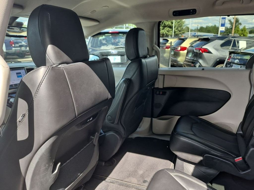 Thumbnail: 2024 Chrysler Pacifica - 12