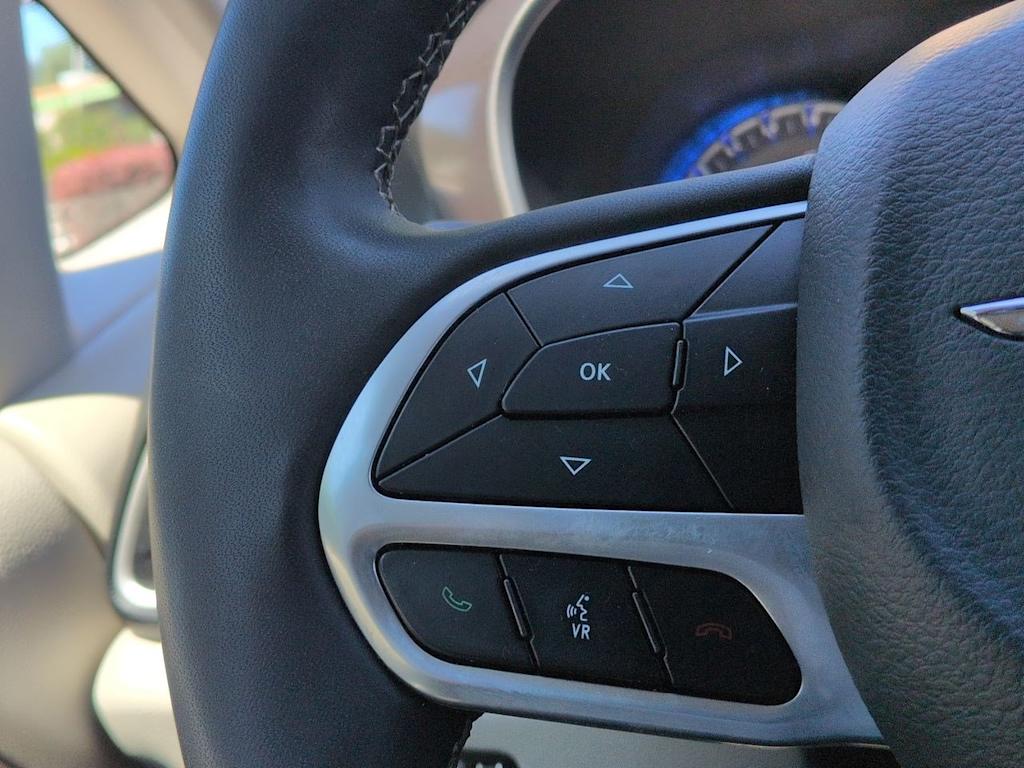 Thumbnail: 2023 Chrysler Pacifica - 29