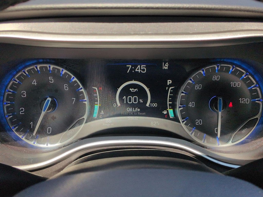 Thumbnail: 2023 Chrysler Pacifica - 36