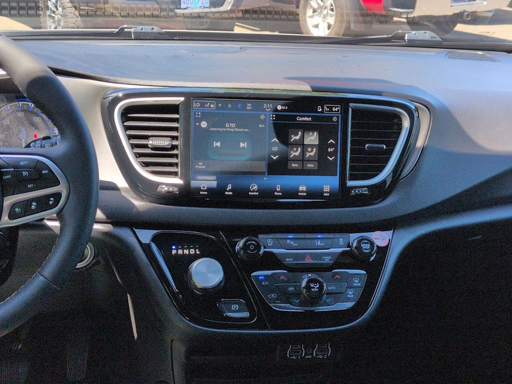Thumbnail: 2025 Chrysler Pacifica - 14