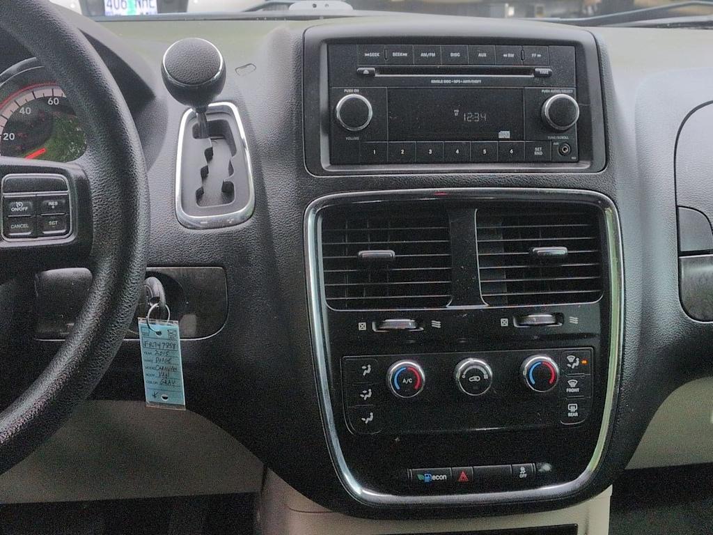 Thumbnail: 2015 Dodge Grand Caravan - 15