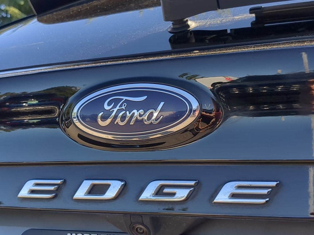 Thumbnail: 2024 Ford Edge - 26