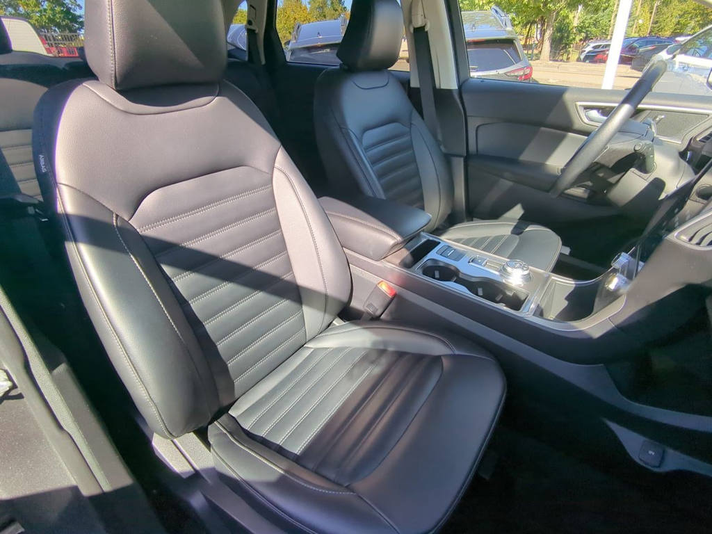 Thumbnail: 2024 Ford Edge - 12