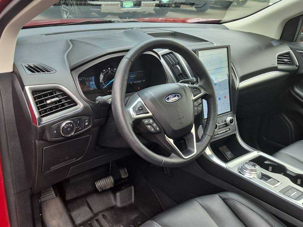 Thumbnail: 2022 Ford Edge - 2