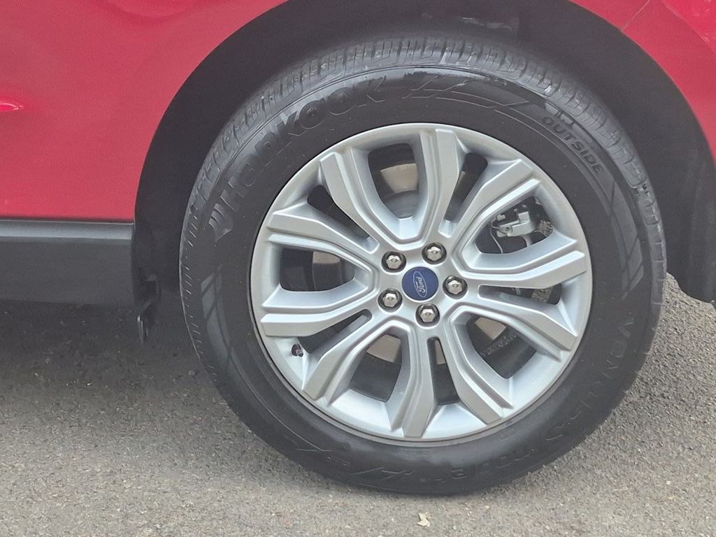 Thumbnail: 2022 Ford Edge - 7