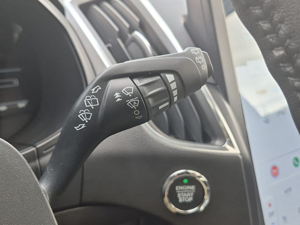 Thumbnail: 2022 Ford Edge - 15