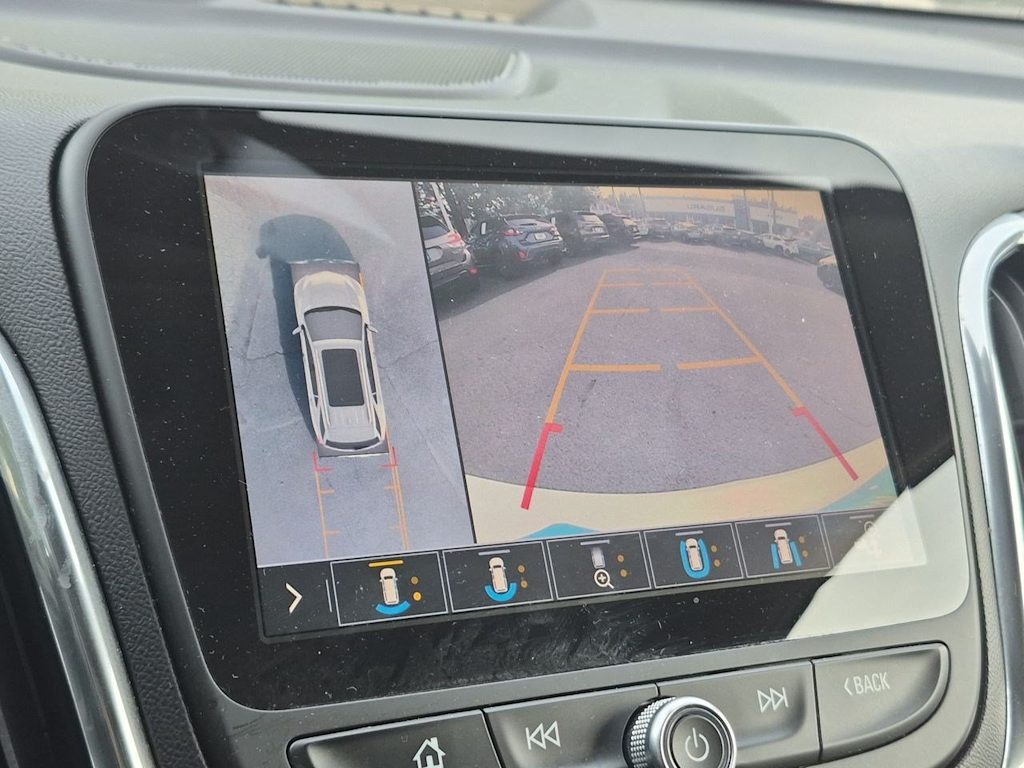 Thumbnail: 2019 Chevrolet Equinox - 33