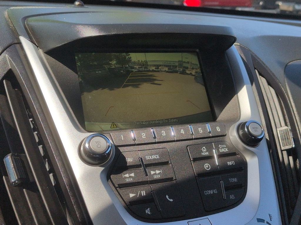 Thumbnail: 2016 Chevrolet Equinox - 32