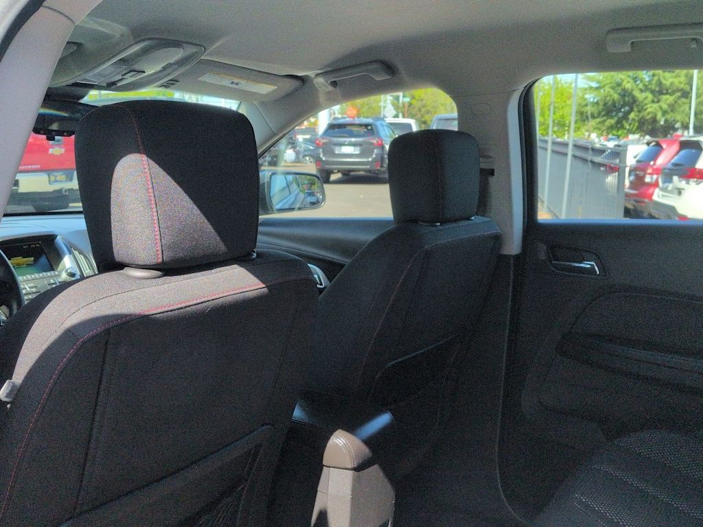 Thumbnail: 2016 Chevrolet Equinox - 11