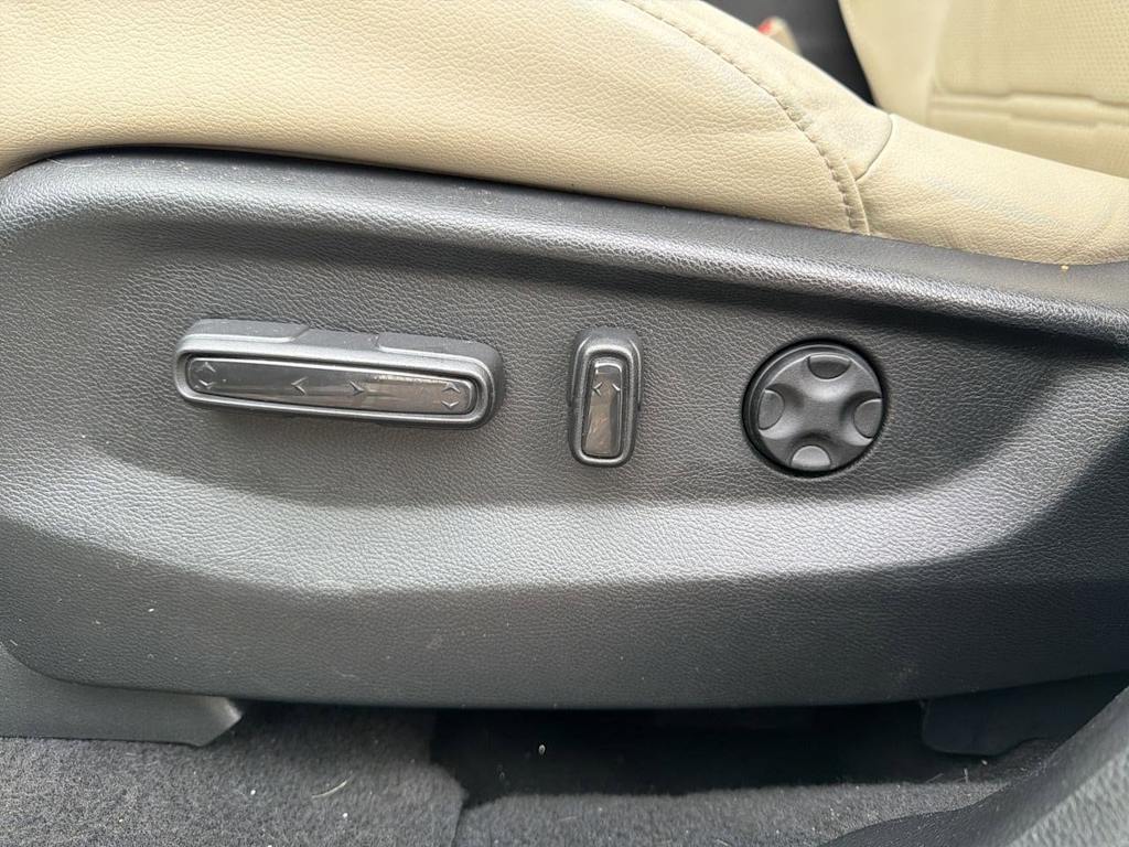 Thumbnail: 2017 Honda CR-V - 33