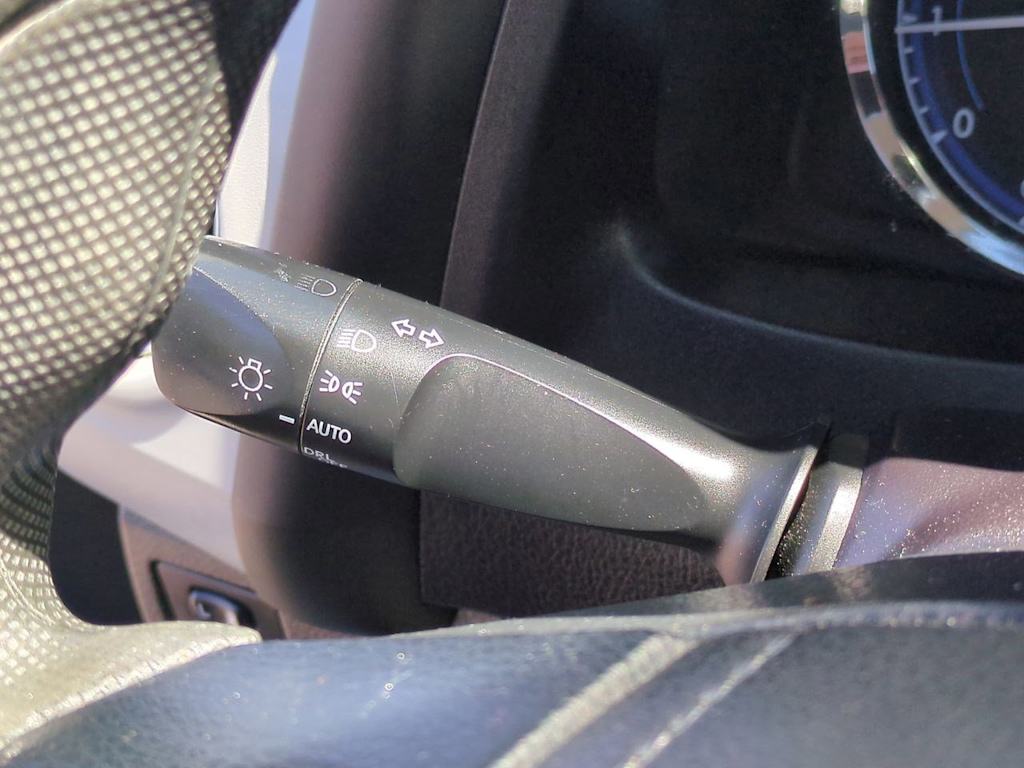 Thumbnail: 2019 Toyota Corolla - 32