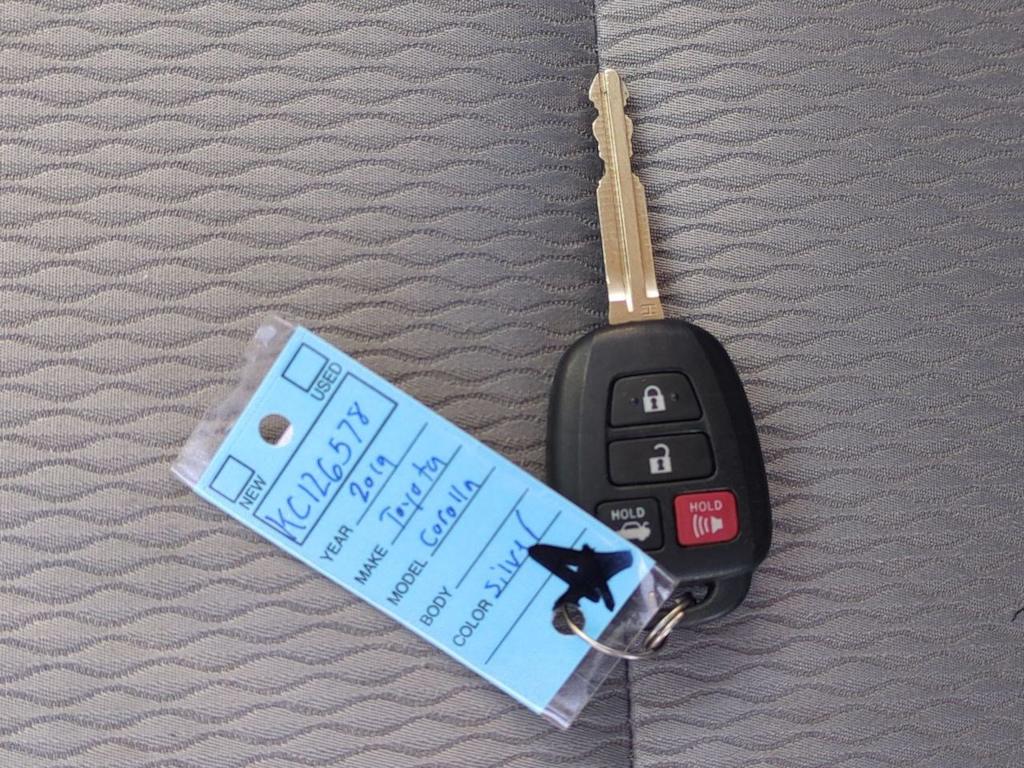 Thumbnail: 2019 Toyota Corolla - 19