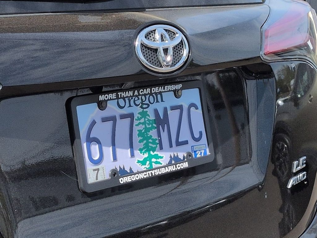 Thumbnail: 2016 Toyota RAV4 - 24