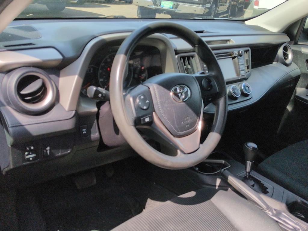 Thumbnail: 2016 Toyota RAV4 - 2