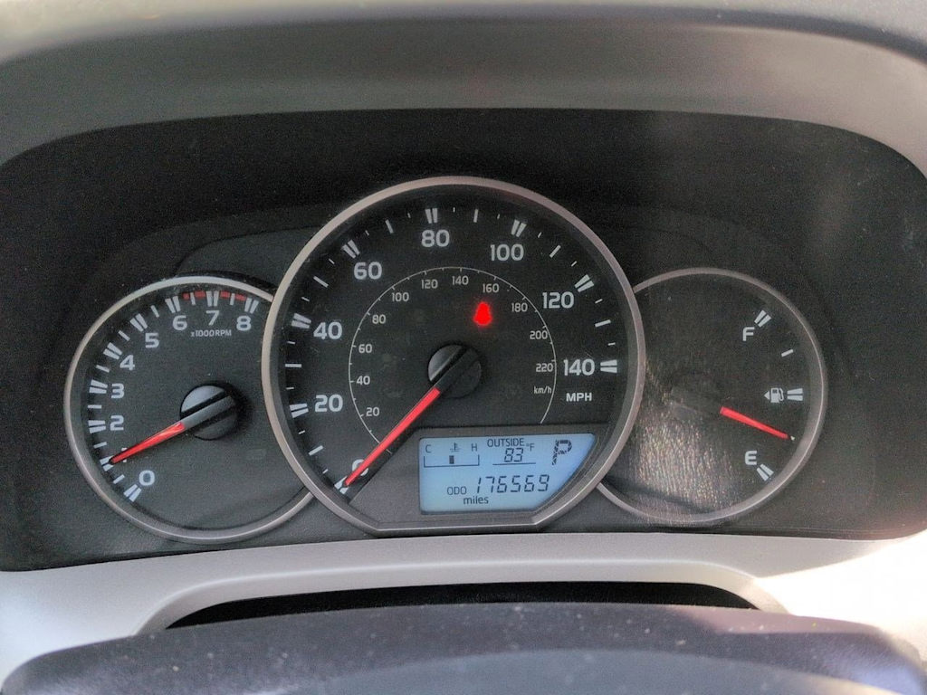 Thumbnail: 2016 Toyota RAV4 - 15