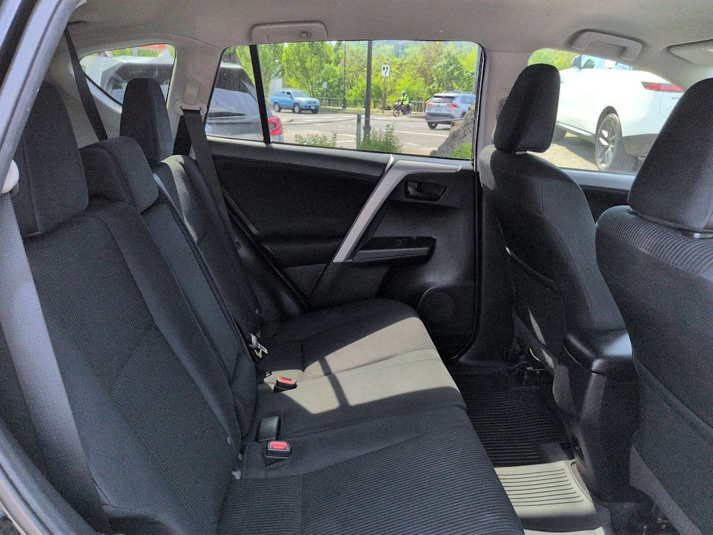 Thumbnail: 2016 Toyota RAV4 - 26