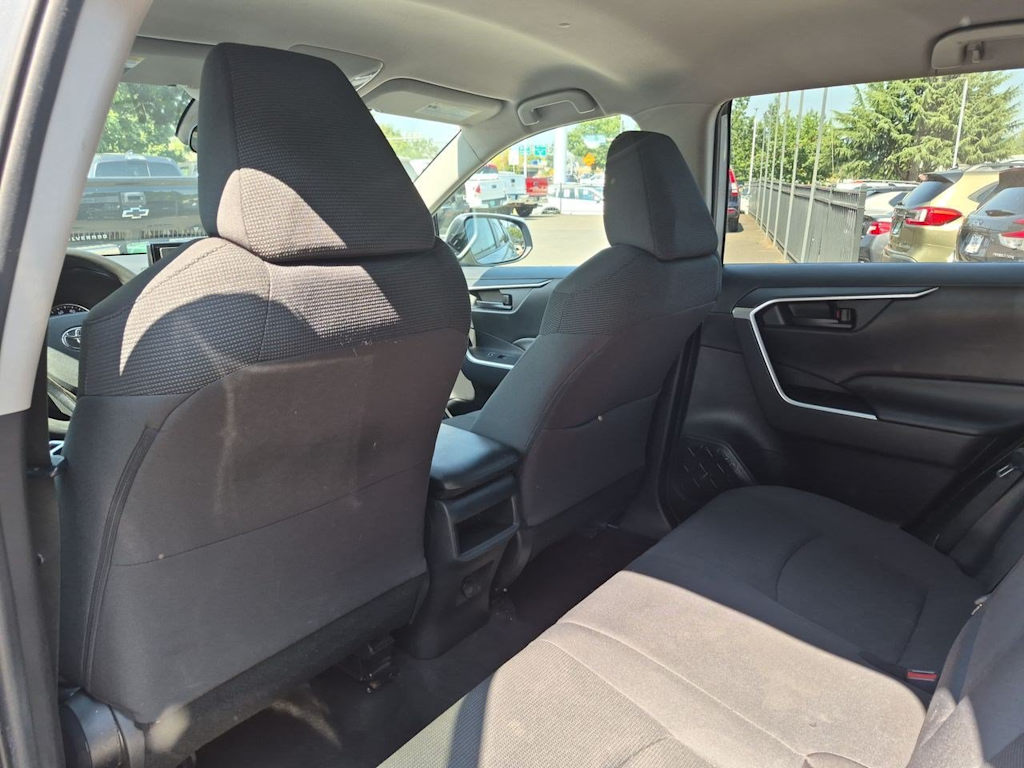 Thumbnail: 2019 Toyota RAV4 - 11