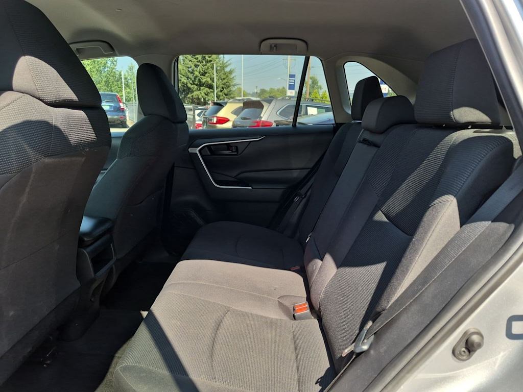 Thumbnail: 2019 Toyota RAV4 - 25