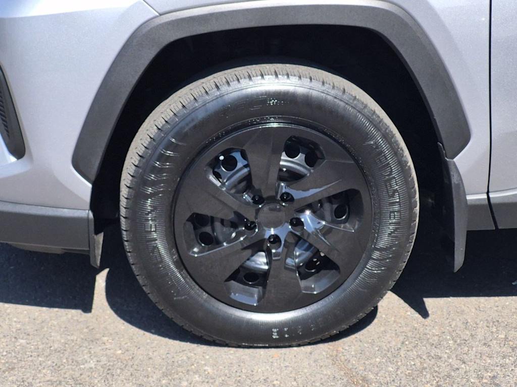 Thumbnail: 2019 Toyota RAV4 - 7