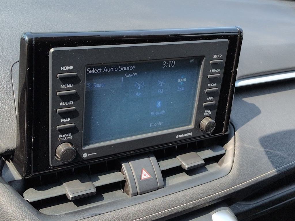 Thumbnail: 2021 Toyota RAV4 - 15