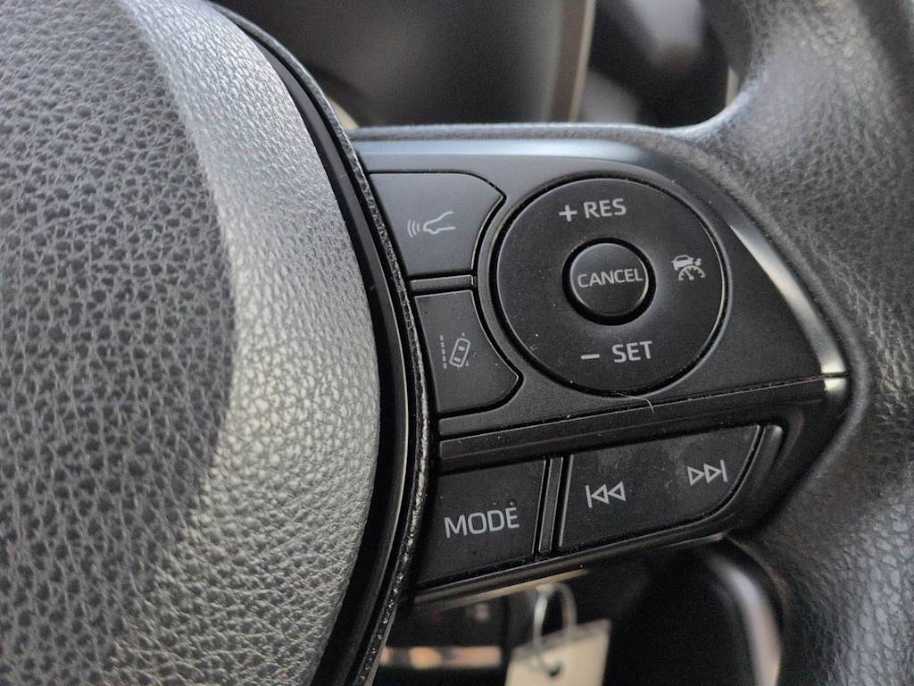 Thumbnail: 2019 Toyota RAV4 - 31