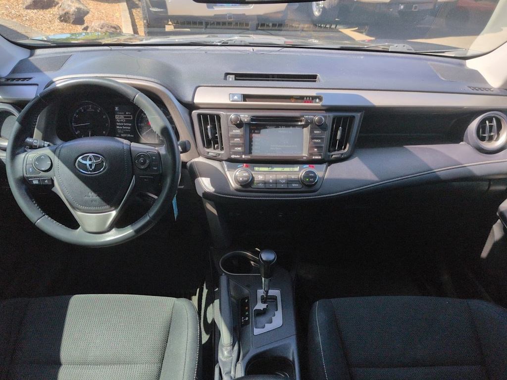 Thumbnail: 2017 Toyota RAV4 - 2