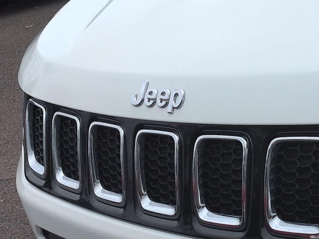Thumbnail: 2018 Jeep Compass - 7