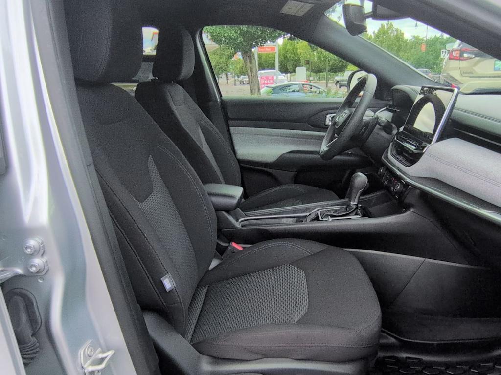 Thumbnail: 2024 Jeep Compass - 12