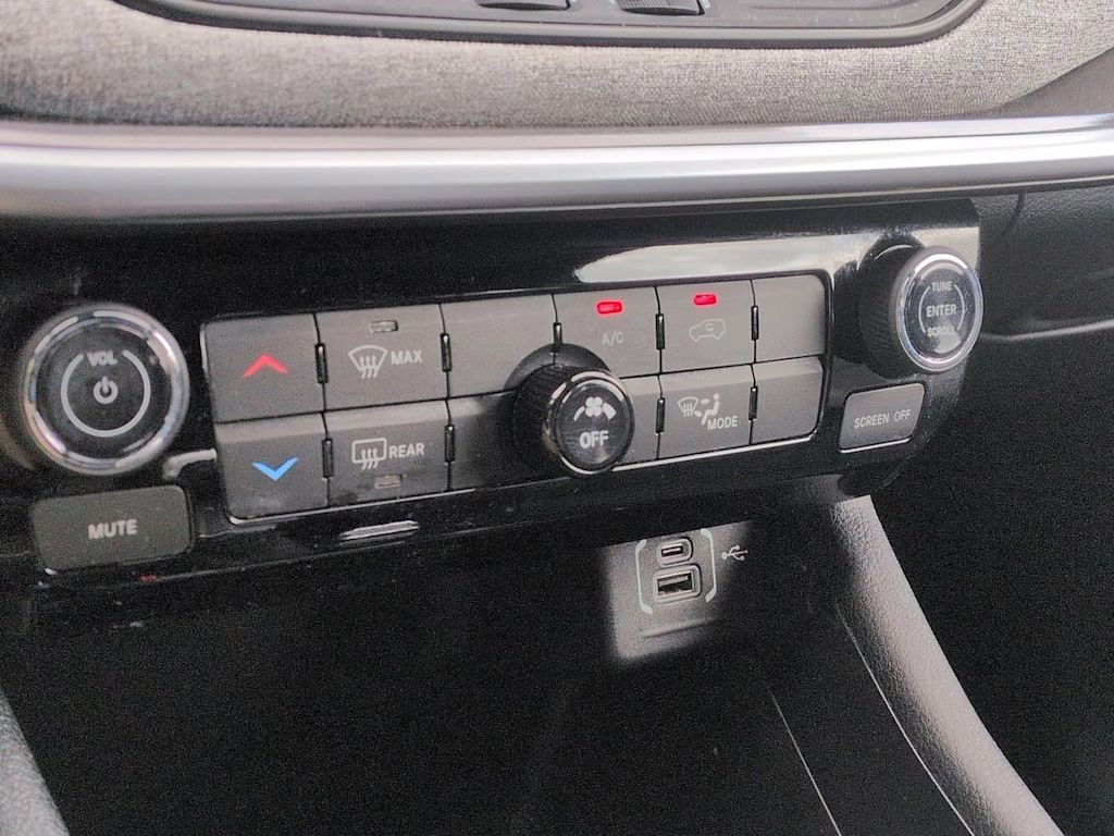 Thumbnail: 2024 Jeep Compass - 35