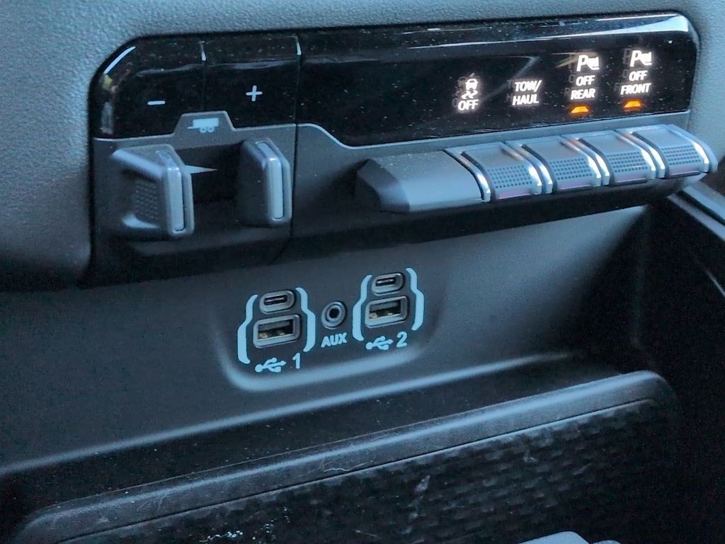 Thumbnail: 2022 RAM 2500 - 18